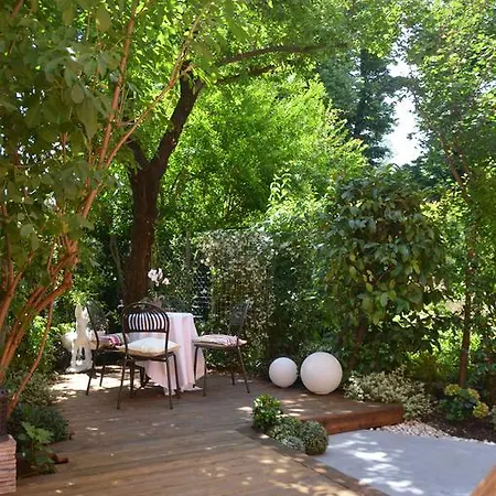 Bed & Breakfast Amobo