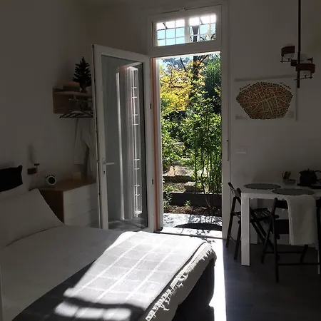 Amobo Bed & Breakfast