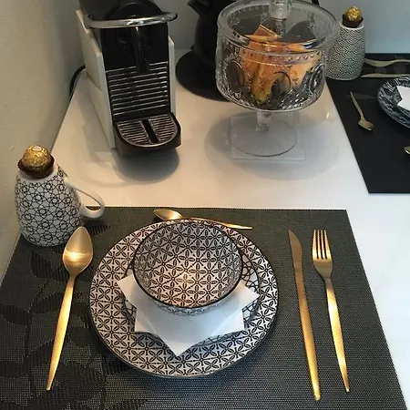 Bed & Breakfast Amobo