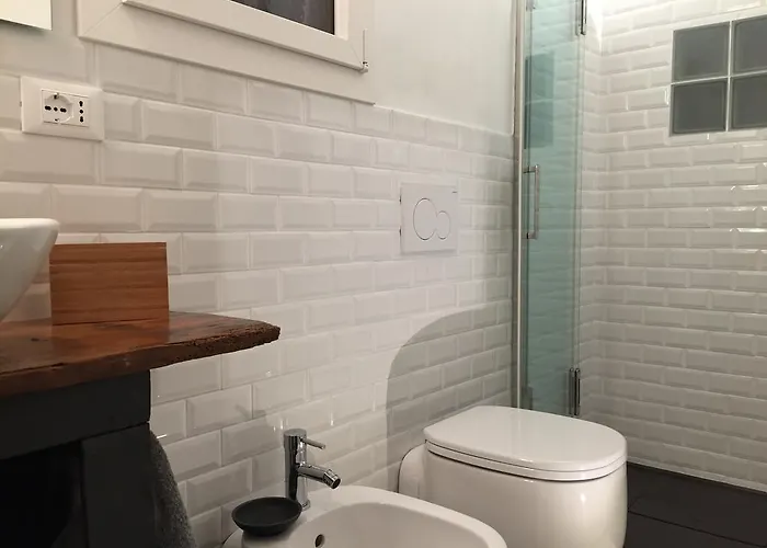 לינה וארוחת בוקר Amobo בולוניה