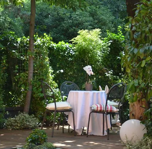 לינה וארוחת בוקר Amobo בולוניה