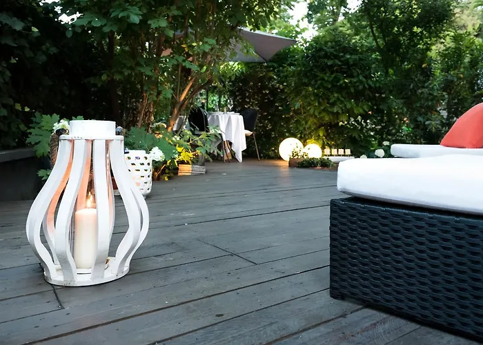 Amobo 2* בולוניה