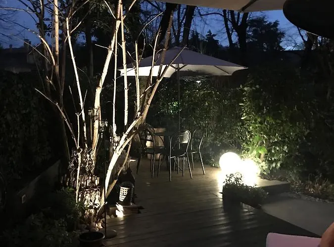 לינה וארוחת בוקר Amobo 2*