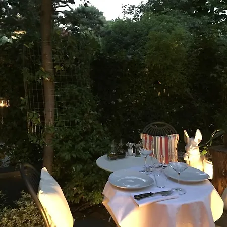 阿姆布住宿加早餐旅馆 2*