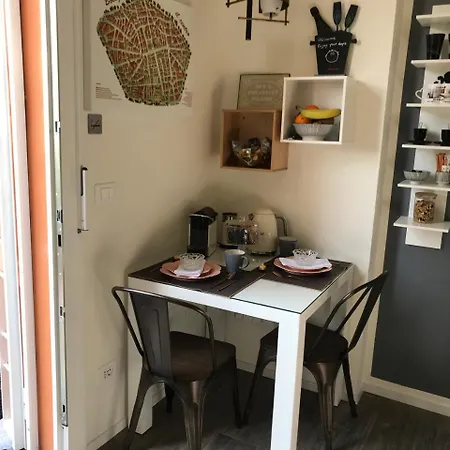 Amobo Panzió Bologna