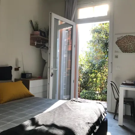 Amobo Bed and breakfast Bolonia